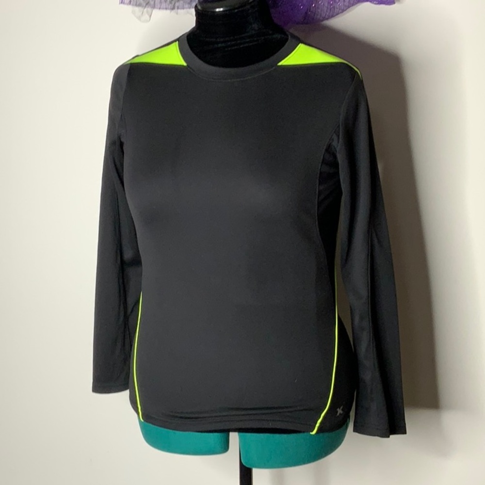 Xpression Quick-Dri athletic top